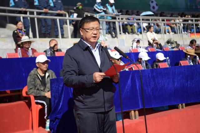 半场-曼联暂1-1利兹联 齐尔克泽破门 姆伯莫助攻+内切劲射中横梁